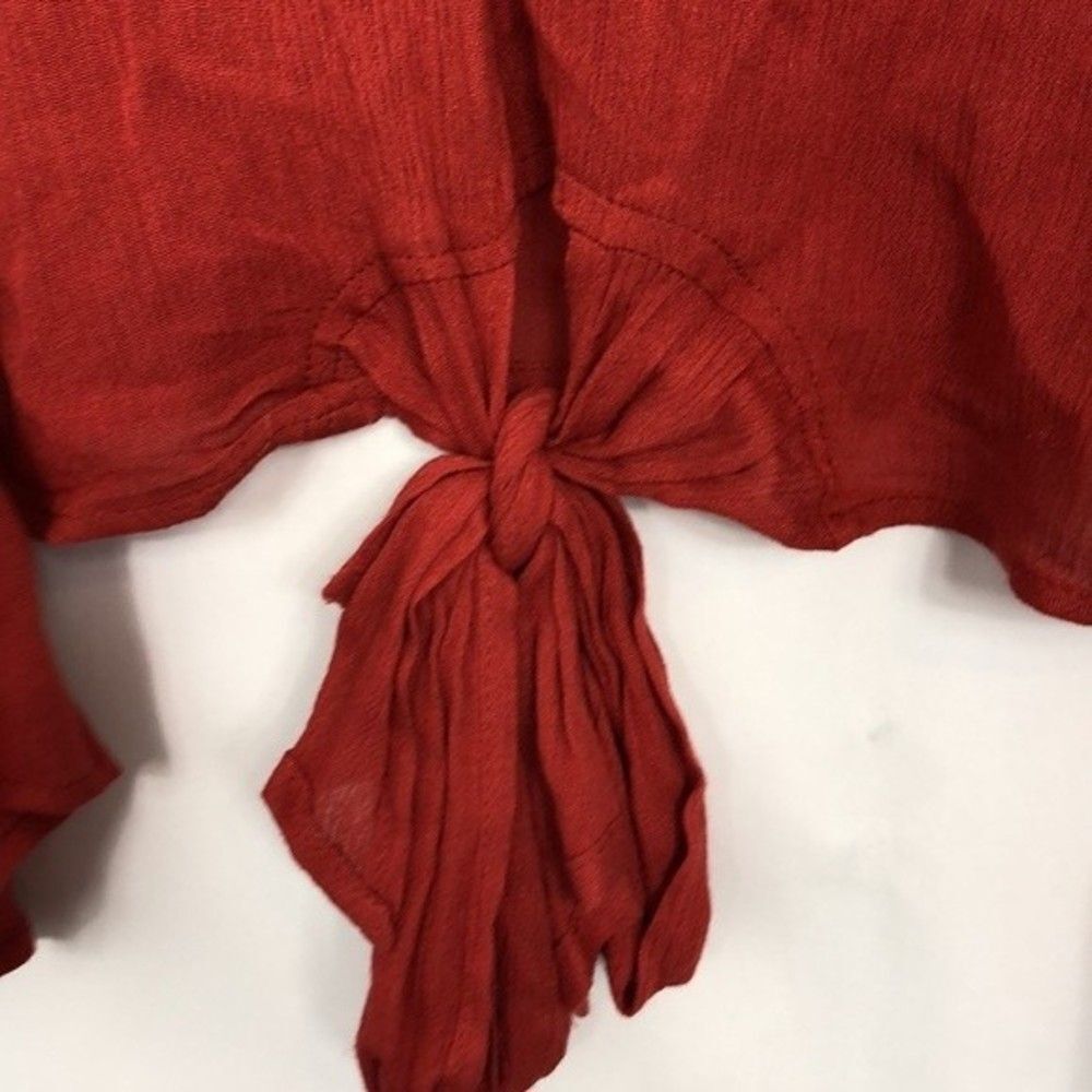 Dotsy's Boutique Crop Bell Sleeve Red  Tie HemTop Excellent Used Condition Small - Picture 4 of 6